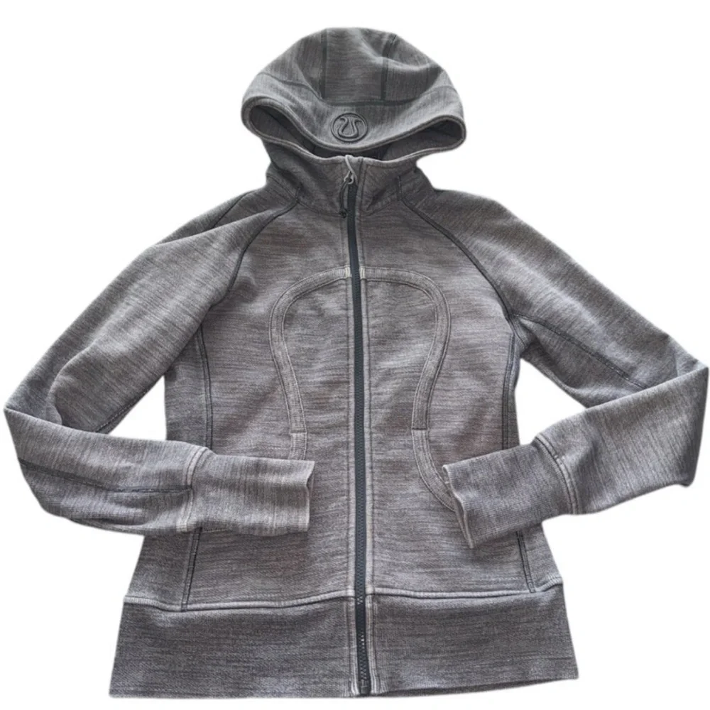 Lululemon Scuba Hoodie II - Picture 2 of 9